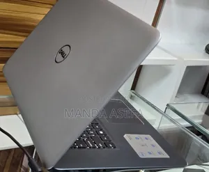 New Laptop Dell Inspiron 15 7000 8GB Intel Core I7 HDD 1T