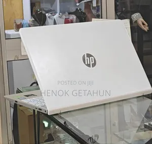 Photo - New Laptop HP Pavilion 15 8GB Intel Core I5 HDD+SSD 1T