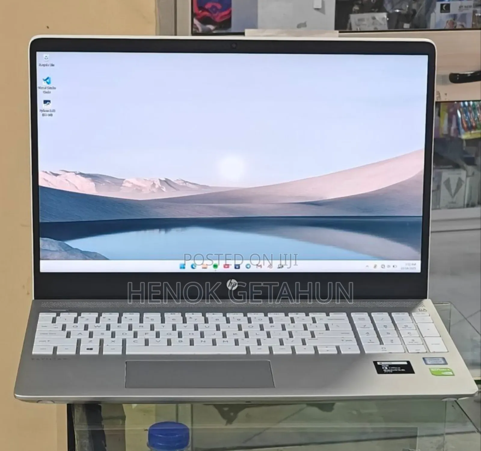 New Laptop HP Pavilion 15 8GB Intel Core I5 HDD+SSD 1T