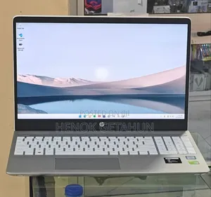 New Laptop HP Pavilion 15 8GB Intel Core I5 HDD+SSD 1T