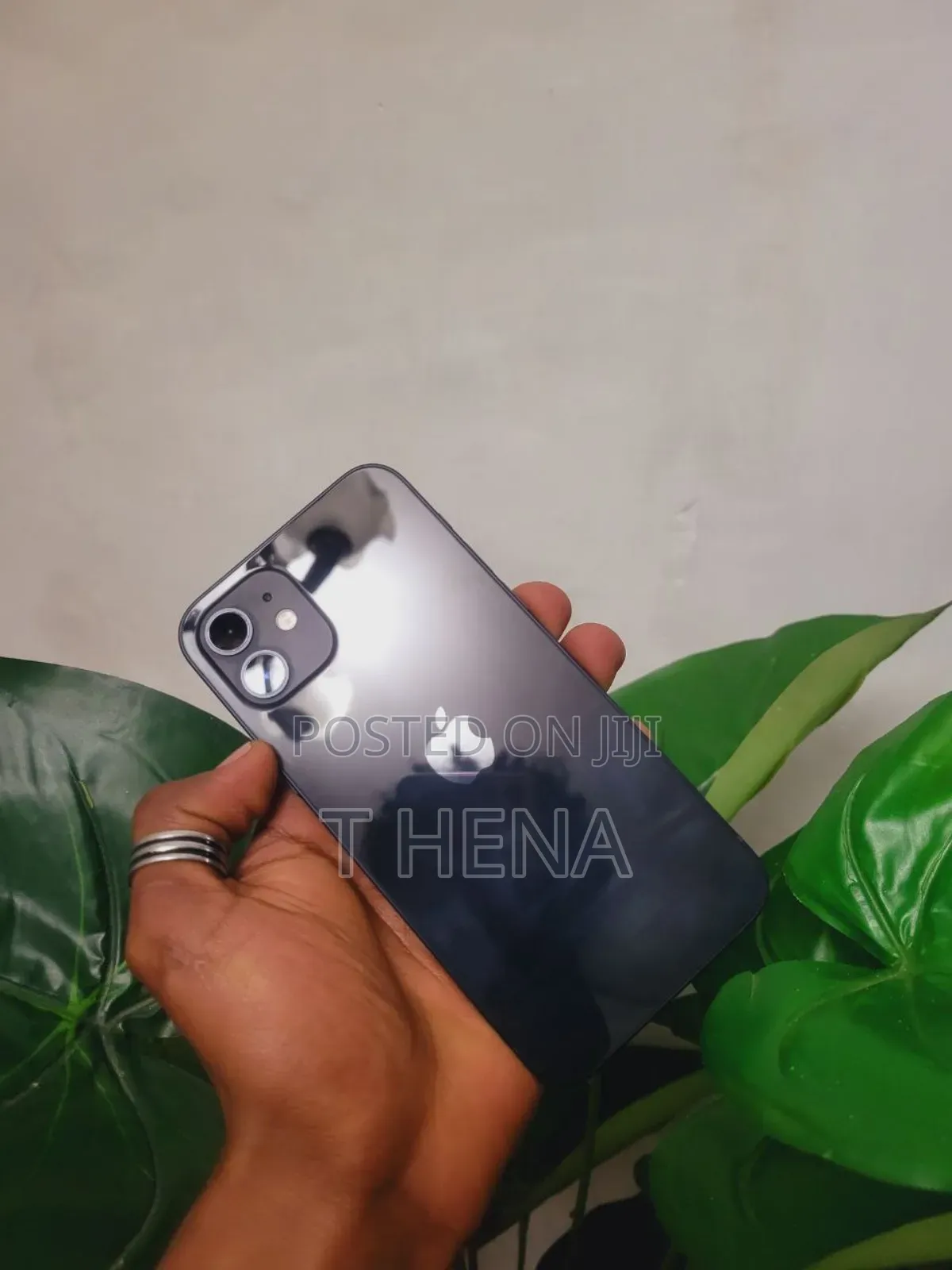 New Apple iPhone 12 64 GB Black