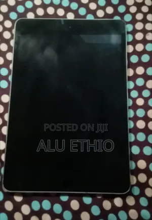 Apple iPad mini 4 128 GB Silver