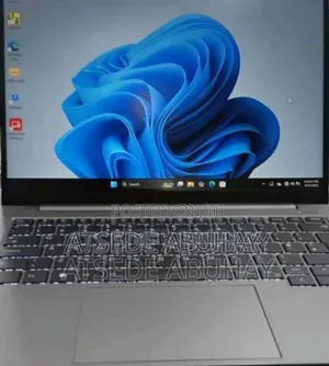 Photo - New Laptop Lenovo Thinkpad X1 Yoga 16GB Intel Core i5 SSD 1T