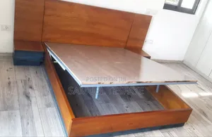 1m80 Bed With Lifting Up