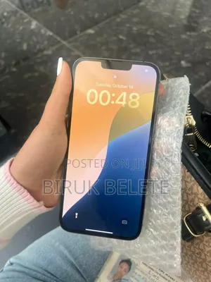 Photo - Apple iPhone 13 Pro Max 256 GB Silver