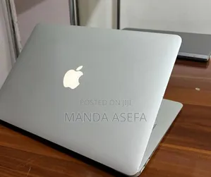 New Laptop Apple MacBook Air 2015 8GB Intel Core I5 SSD 256GB