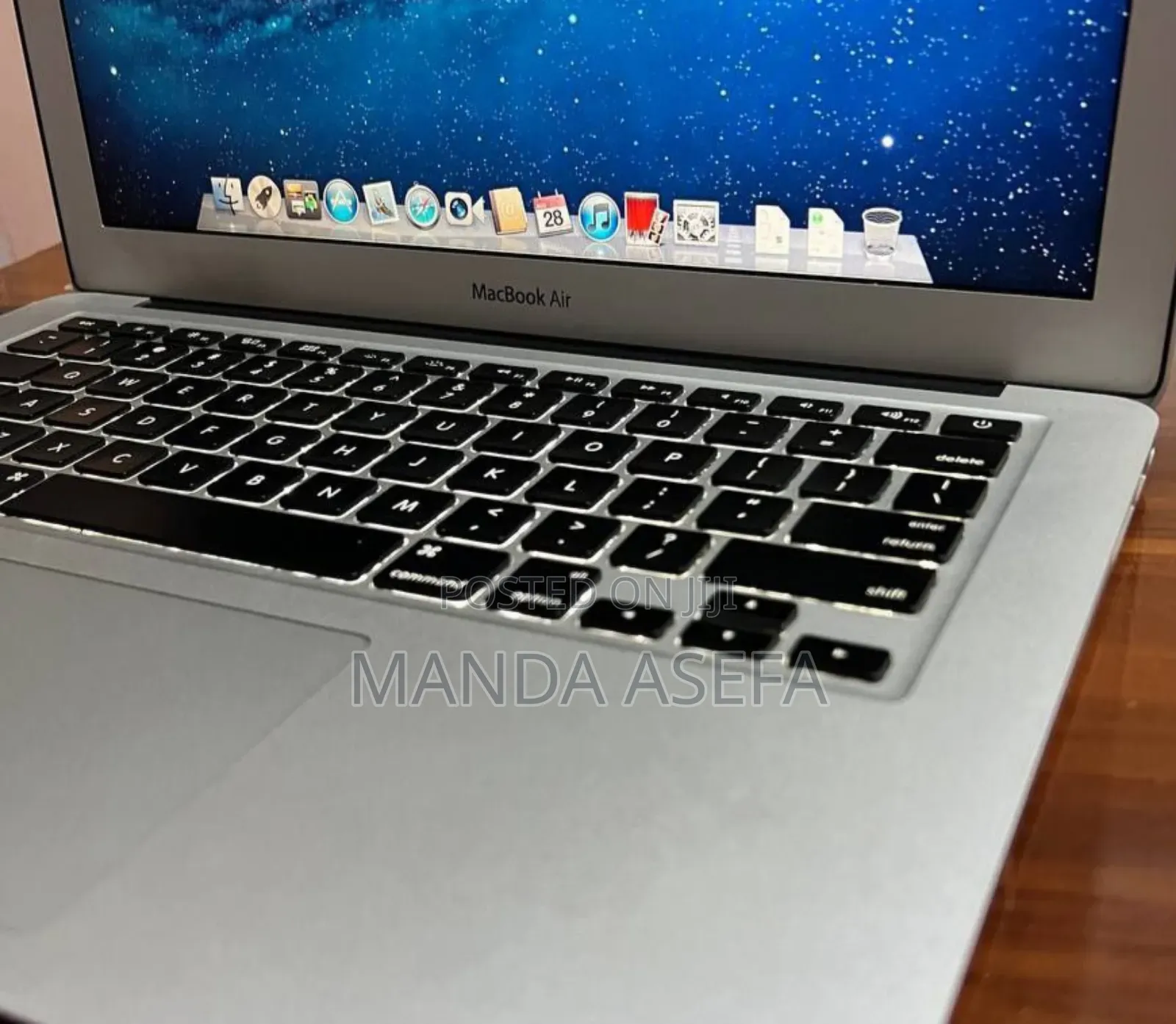 New Laptop Apple MacBook Air 2015 8GB Intel Core I5 SSD 256GB