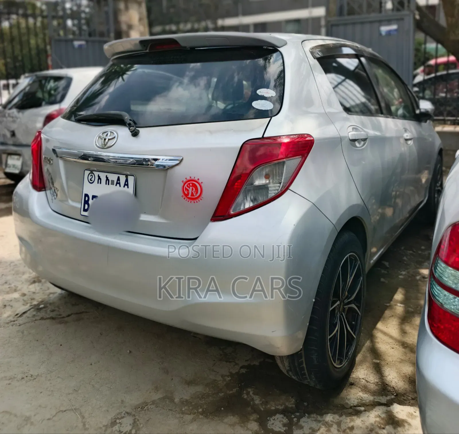 Toyota Yaris 2012 Silver