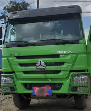 Photo - 2024 በ 371 የሽንት ቤት መምጠጫ 5000 ኪሜ የተነዳ