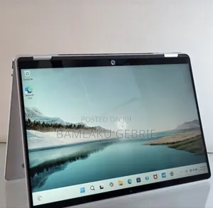 New Laptop HP OmniBook 5 Flip 16GB Intel Core 7 SSD 512GB