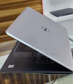 New Laptop Dell Inspiron 15 8GB Intel Core I7 SSD 1T