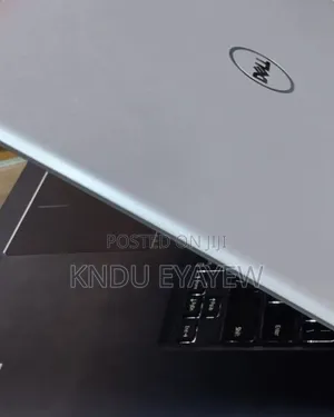 New Laptop Dell Inspiron 15 8GB Intel Core I7 SSD 1T