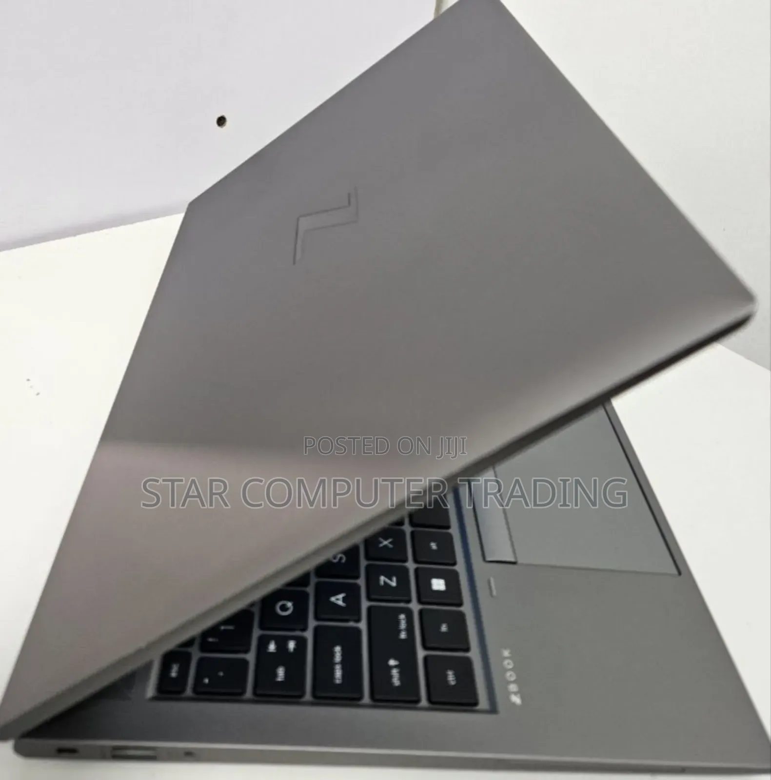 New Laptop HP ZBook Studio G8 16GB Intel Core I7 SSD 1T