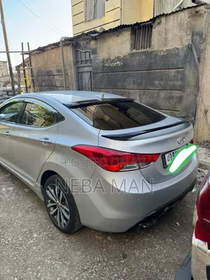 Hyundai Avante 2013 Silver