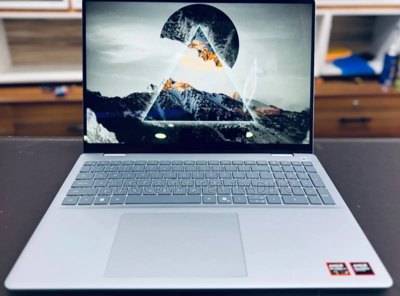 New Laptop Dell Plus 16 32GB AMD Ryzen 7 SSD 1T