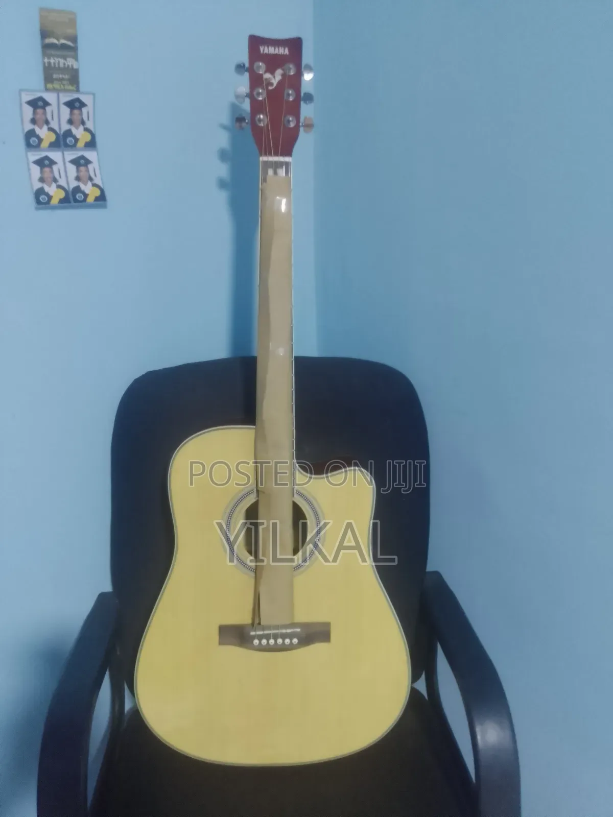 Yamaha F6000 Semi Acoustic Guitar