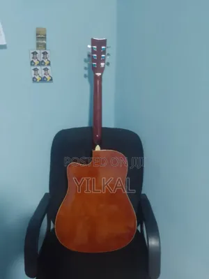 Yamaha F6000 Semi Acoustic Guitar