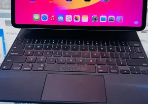 Photo - New Apple iPad Pro 128 GB Silver