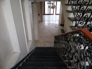 12bdrm House in Adis Ababa, Bole for sale