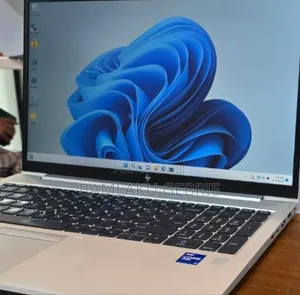 New Laptop HP EliteBook 850 G8 16GB Intel Core I7 SSD 512GB