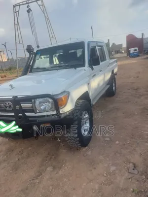 Toyota Land Cruiser 2020 White