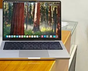 New Laptop Apple MacBook Pro M1 16GB Apple M1 Pro SSD 1T