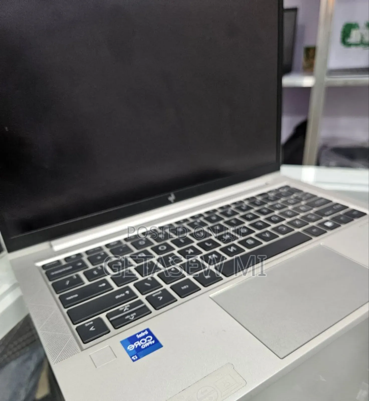 New Laptop HP EliteBook 840 G8 16GB Intel Core I7 SSD 512GB