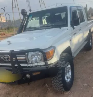 Toyota Land Cruiser 2020 White