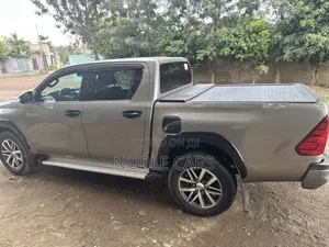 Toyota Hilux Revo Double Cab Deisel 2.8 AWD 2020 Brown