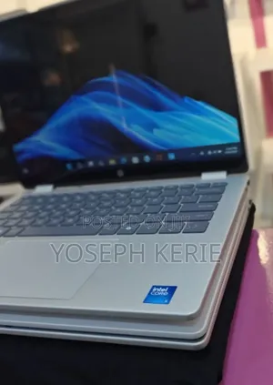 New Laptop HP OmniBook 5 Flip 8GB Intel Core 5 SSD 512GB