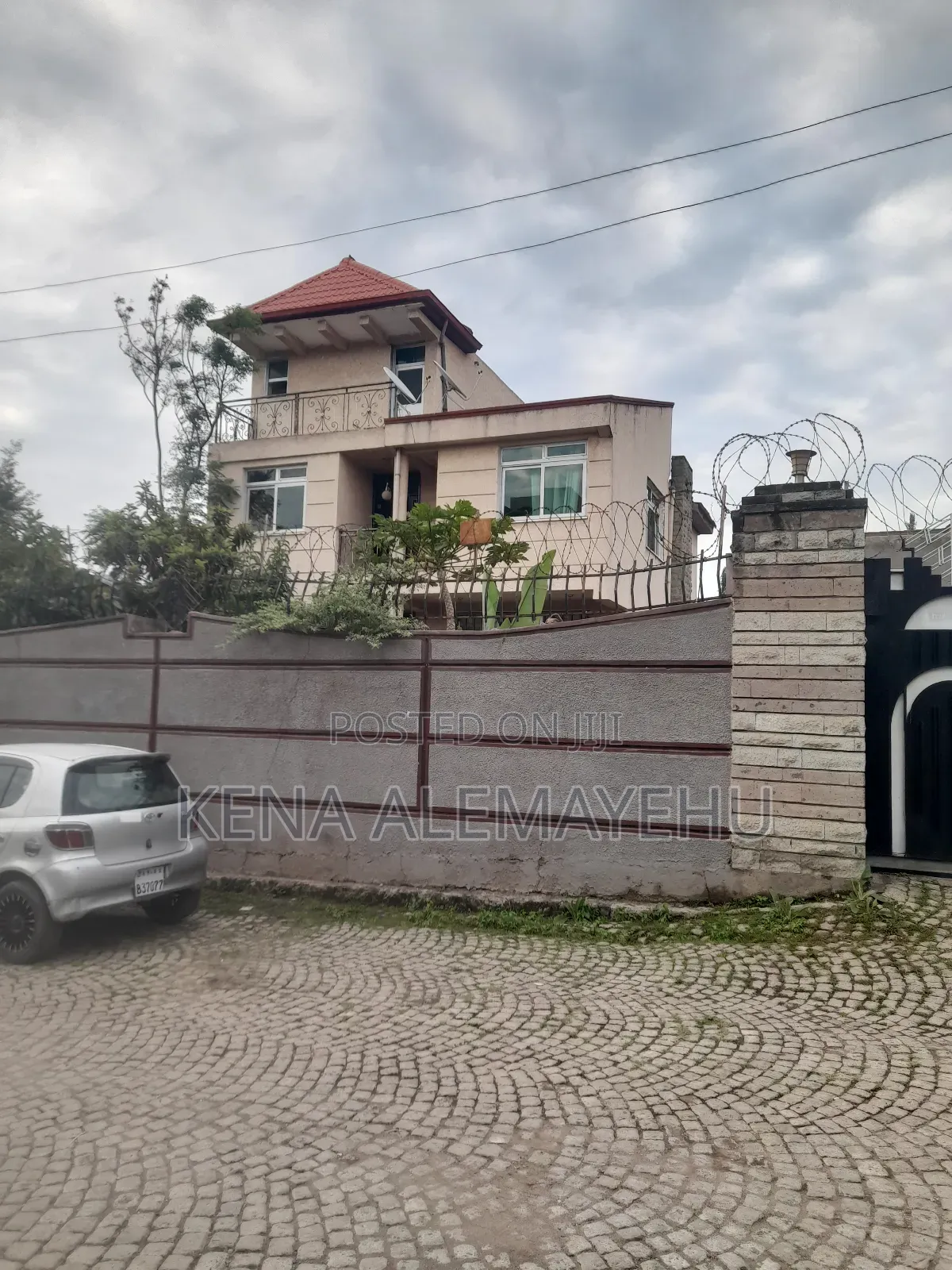 4bdrm House in Adama for sale