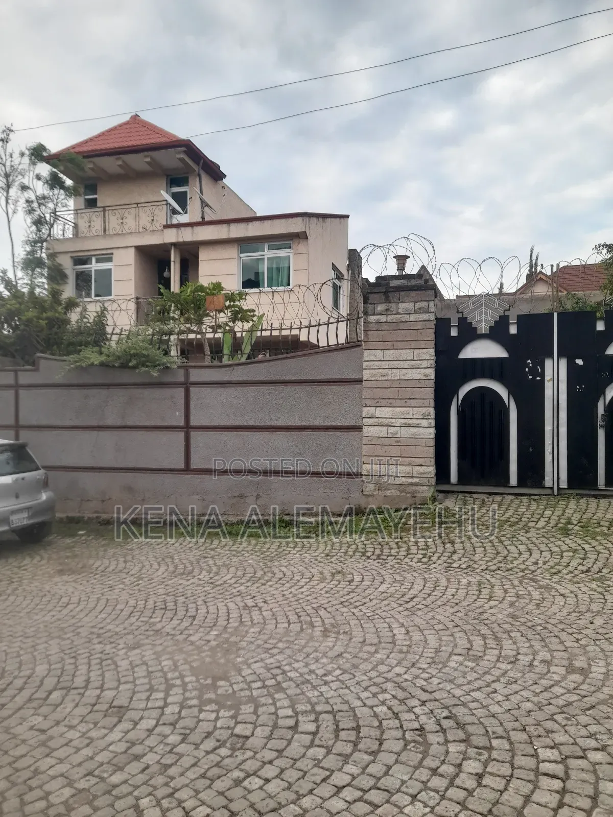 4bdrm House in Adama for sale