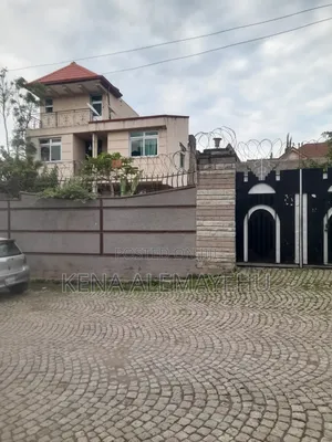 4bdrm House in Adama for sale