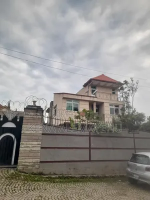 4bdrm House in Adama for sale