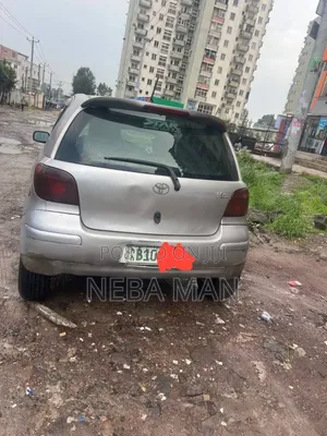 Toyota Vitz 2004 Gray