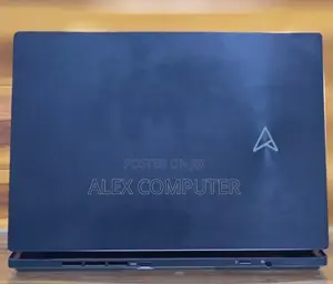 New Laptop Asus 32GB Intel Core I7 SSD 1T