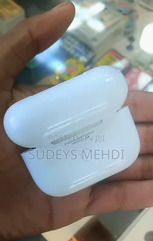 Apple Airpod | ዘመናዊ Bluetooth Earphones – Free Delivery | 1697