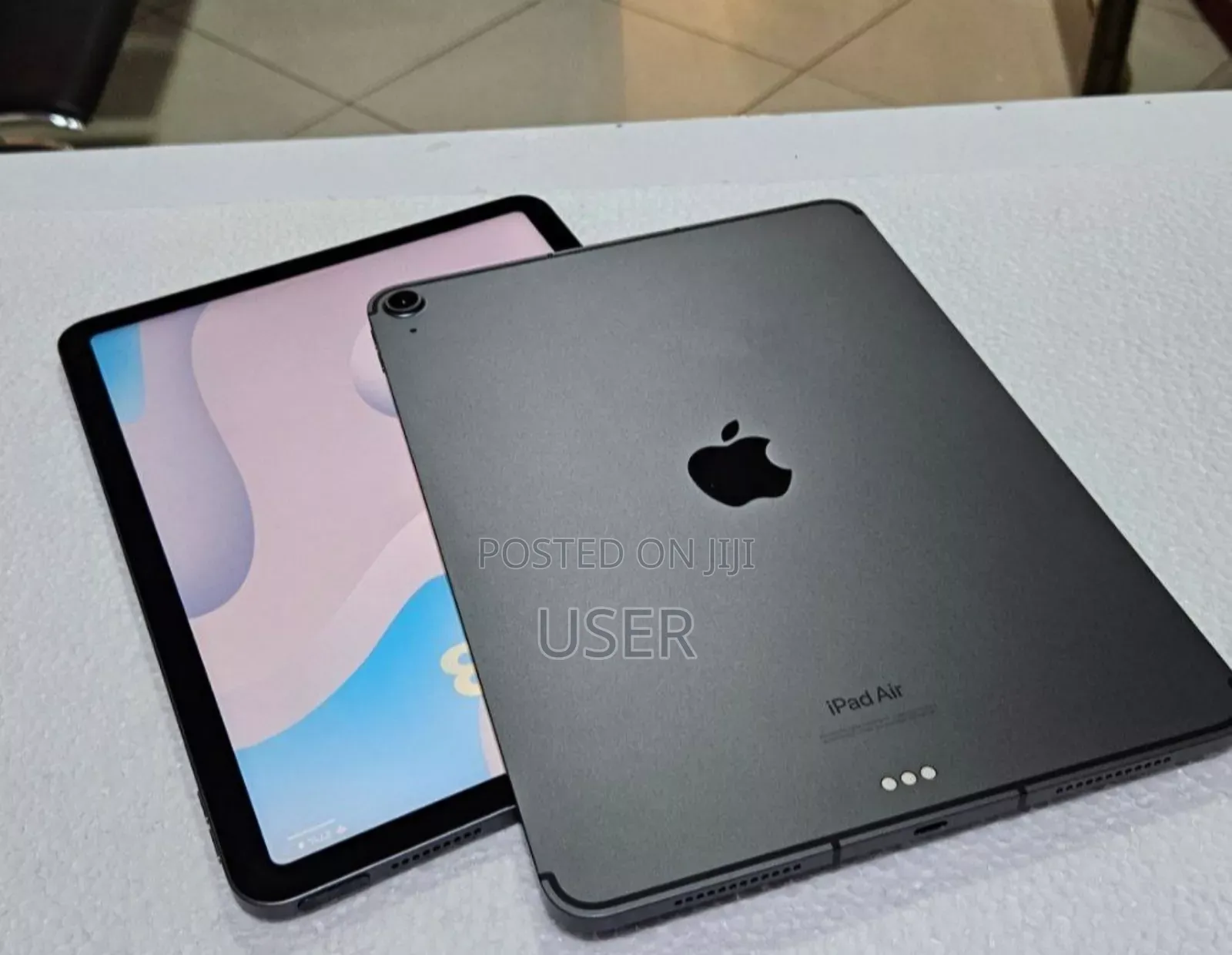 New Apple iPad Air (2022) 64 GB Gray