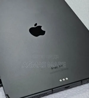 New Apple iPad Air (2022) 64 GB