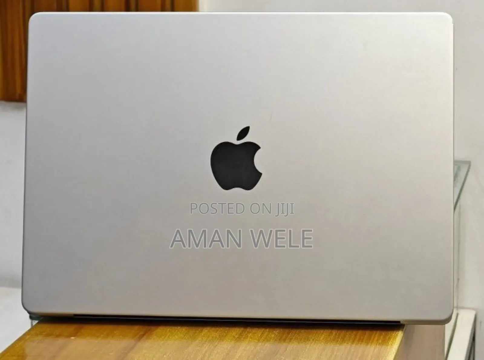 New Laptop Apple MacBook Pro M1 16GB Apple M1 Pro SSD 1T