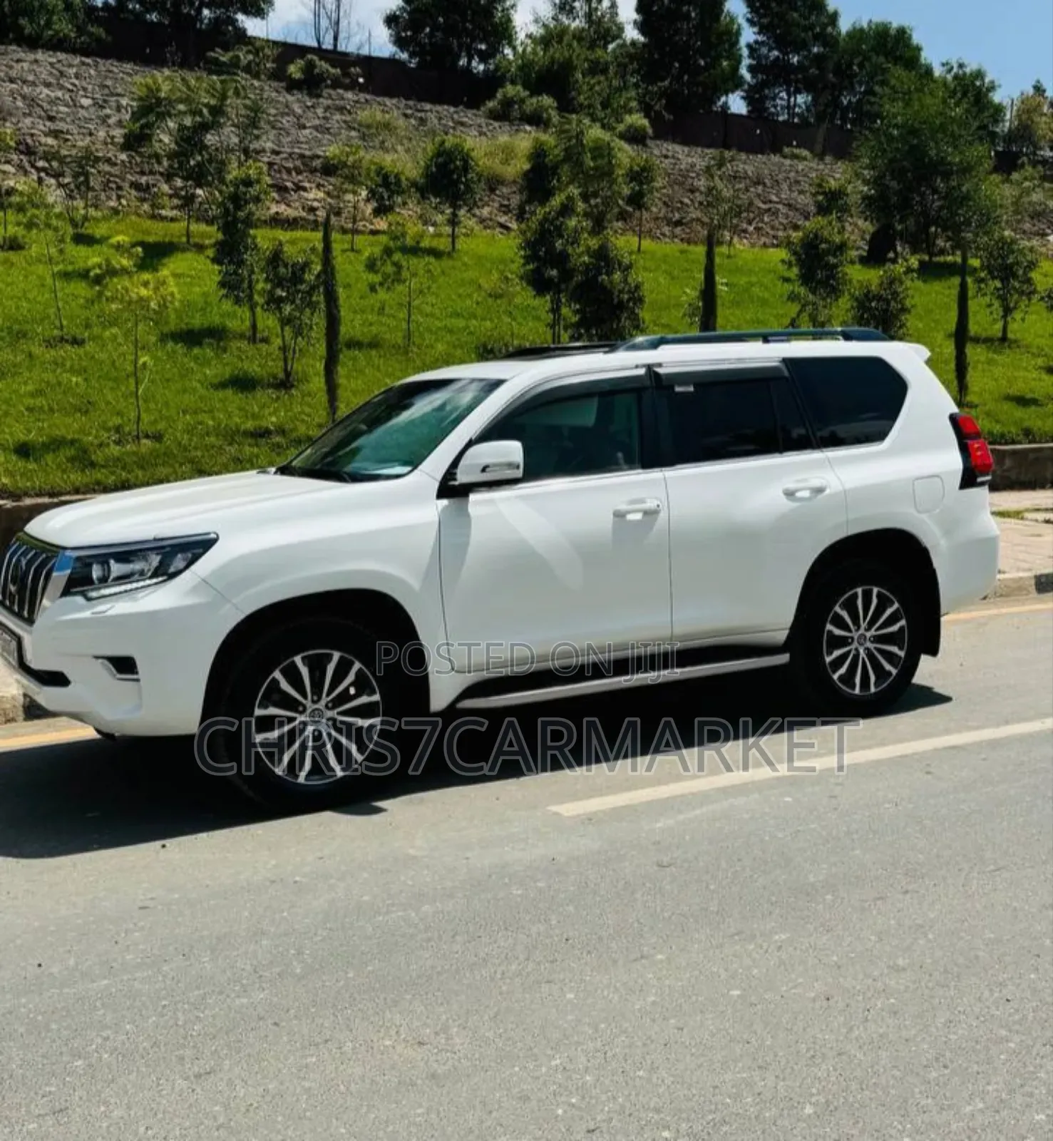 Toyota Land Cruiser Prado 2.8 2020 White