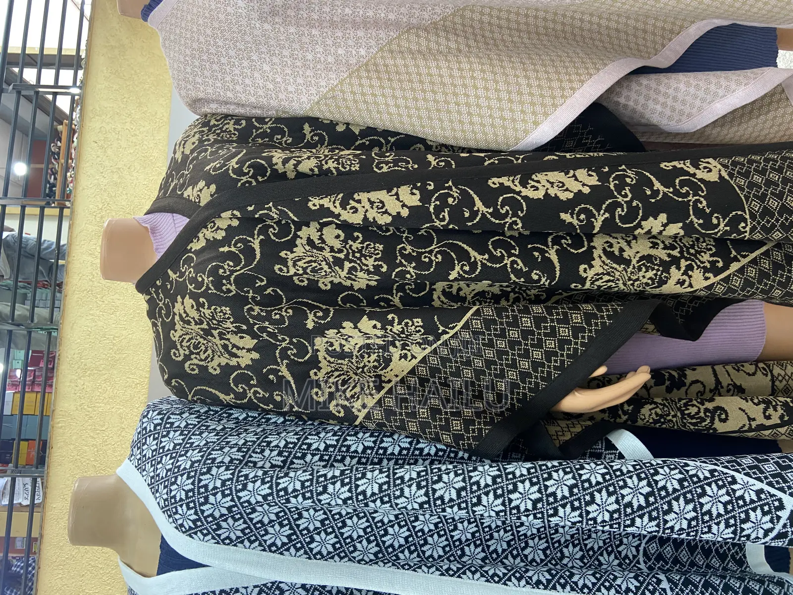 የሴቴች ካባ Girls Clothing