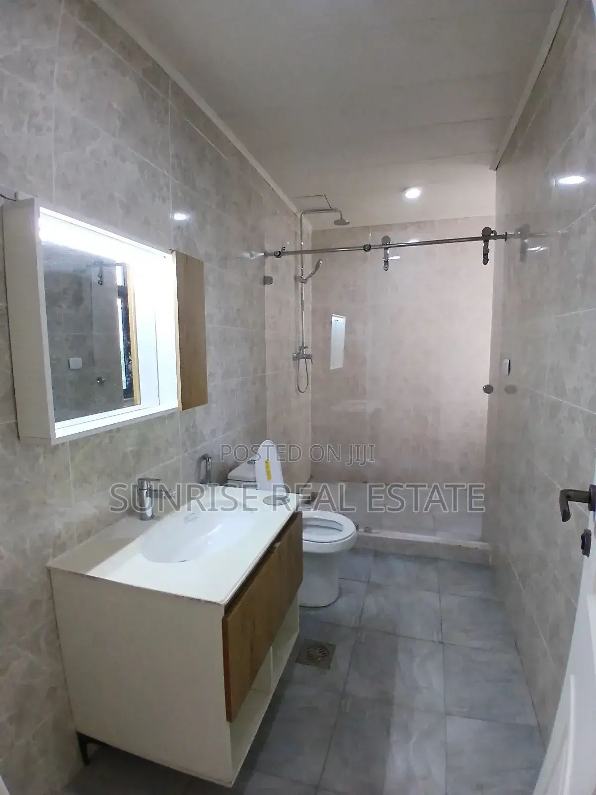3bdrm Apartment in Bole for rent