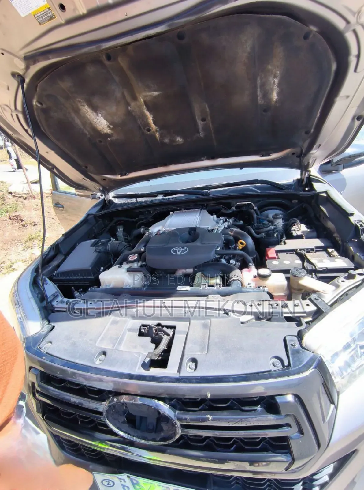 Toyota Hilux 2020 Gold