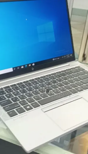 New Laptop HP EliteBook 840 G8 16GB Intel Core I7 SSD 512GB