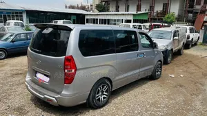 Hyundai Starex 2014 Silver