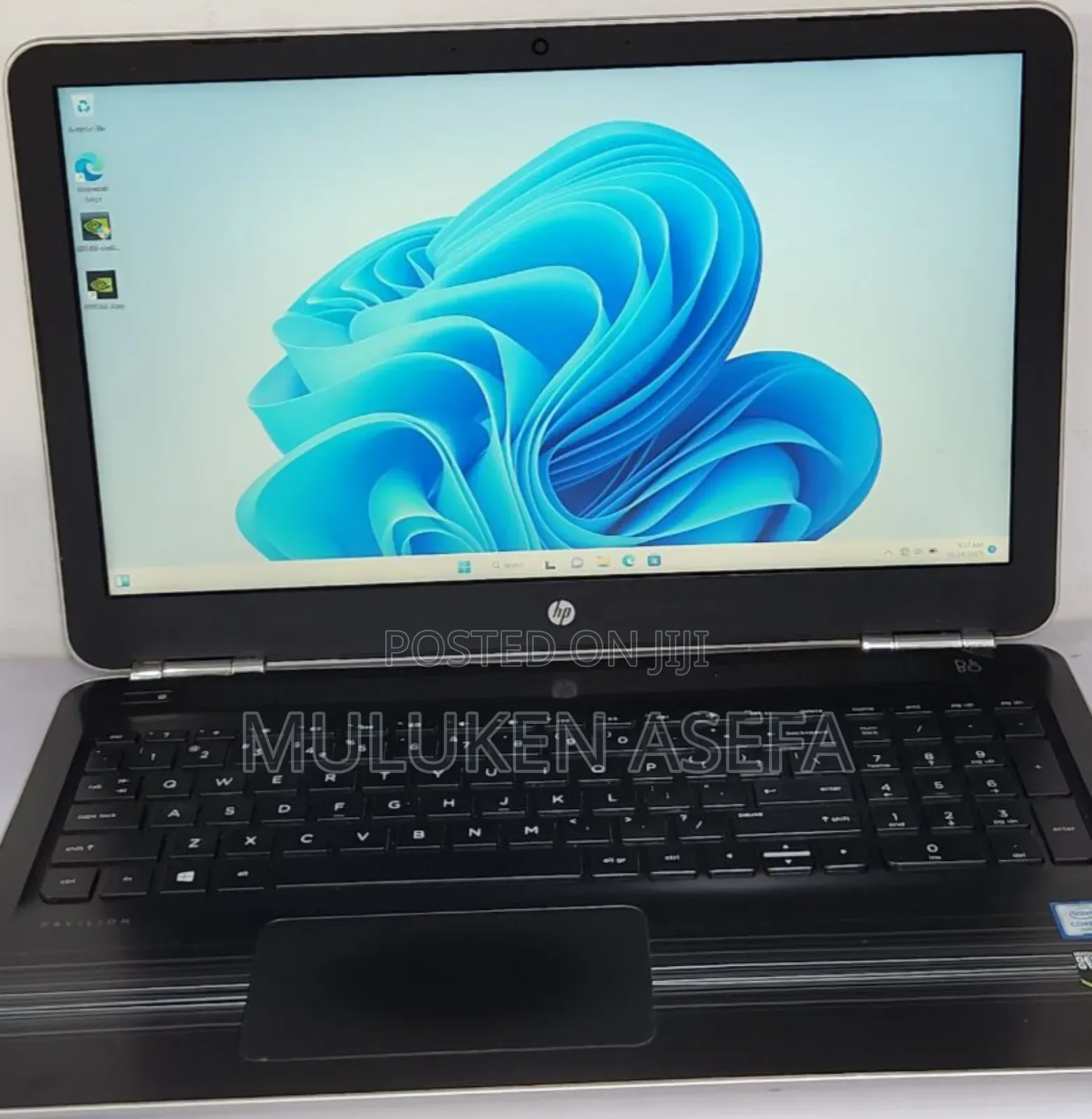 New Laptop HP Pavilion 15 8GB Intel Core I5 SSD 256GB