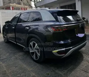 Volkswagen ID.6 2022 Blue