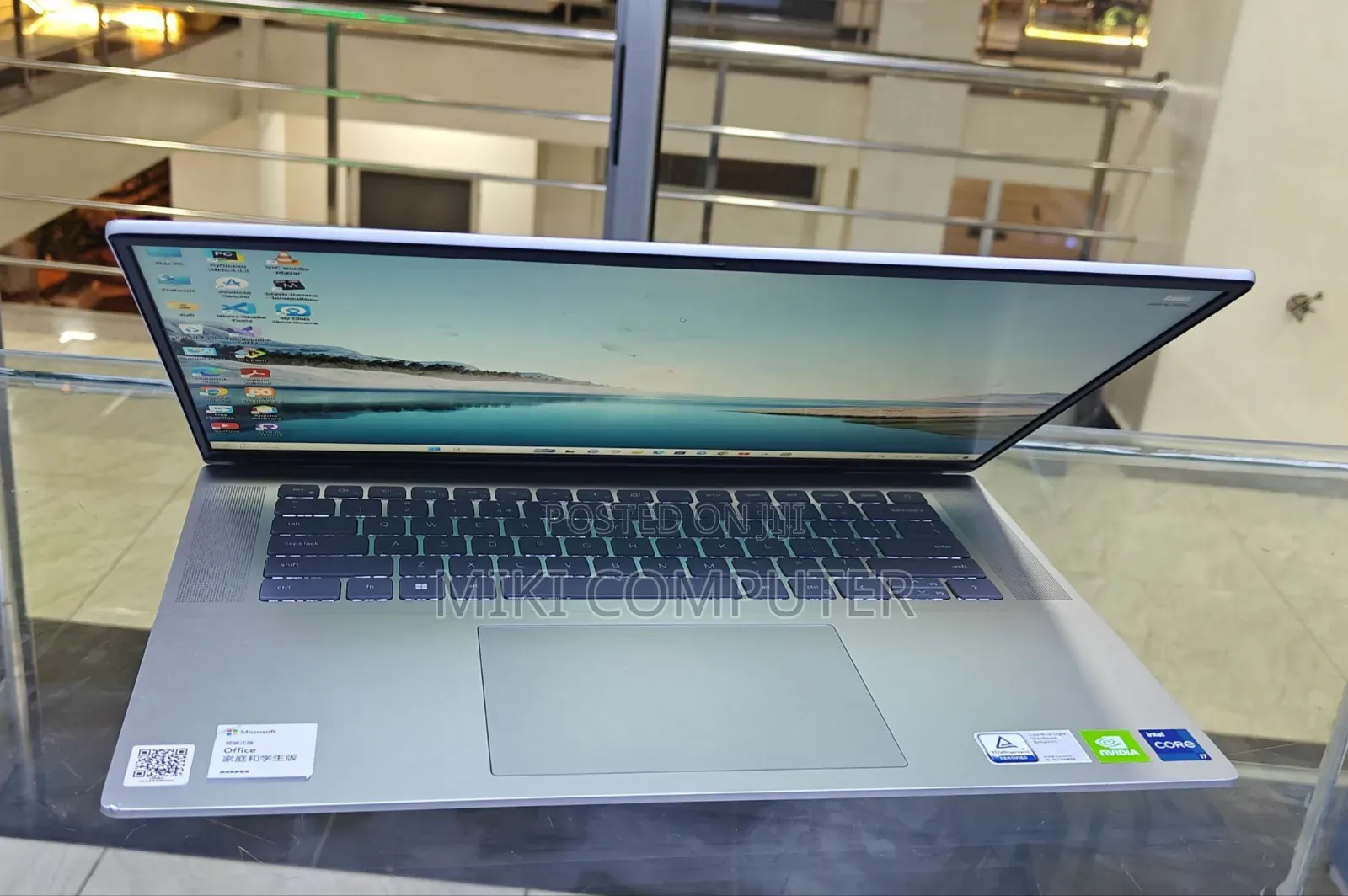 New Laptop Dell Inspiron 15 16GB Intel Core I7 SSD 512GB