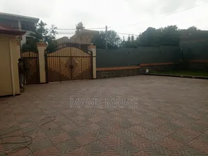7bdrm House in Addis Abeba, Bole for rent